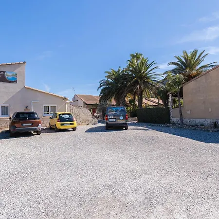 Le 874 بيت للعطل *